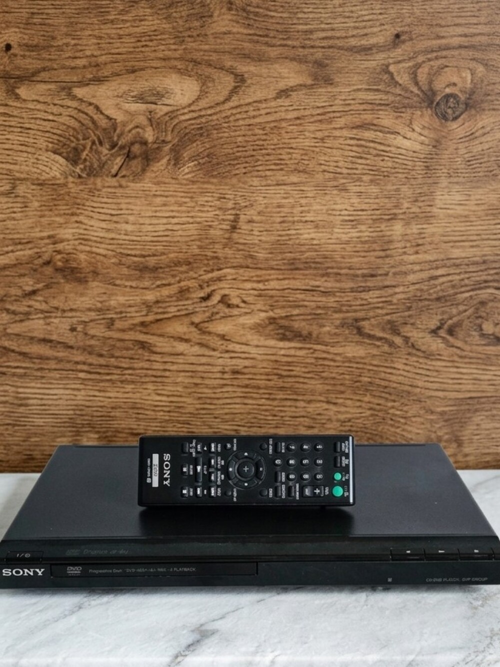 Sony DVD Player DVP-SR200P with Remote & RCA Cables - Tested & Working